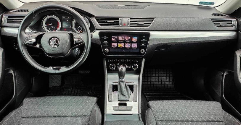 Skoda Superb cena 109900 przebieg: 65428, rok produkcji 2021 z Częstochowa małe 277